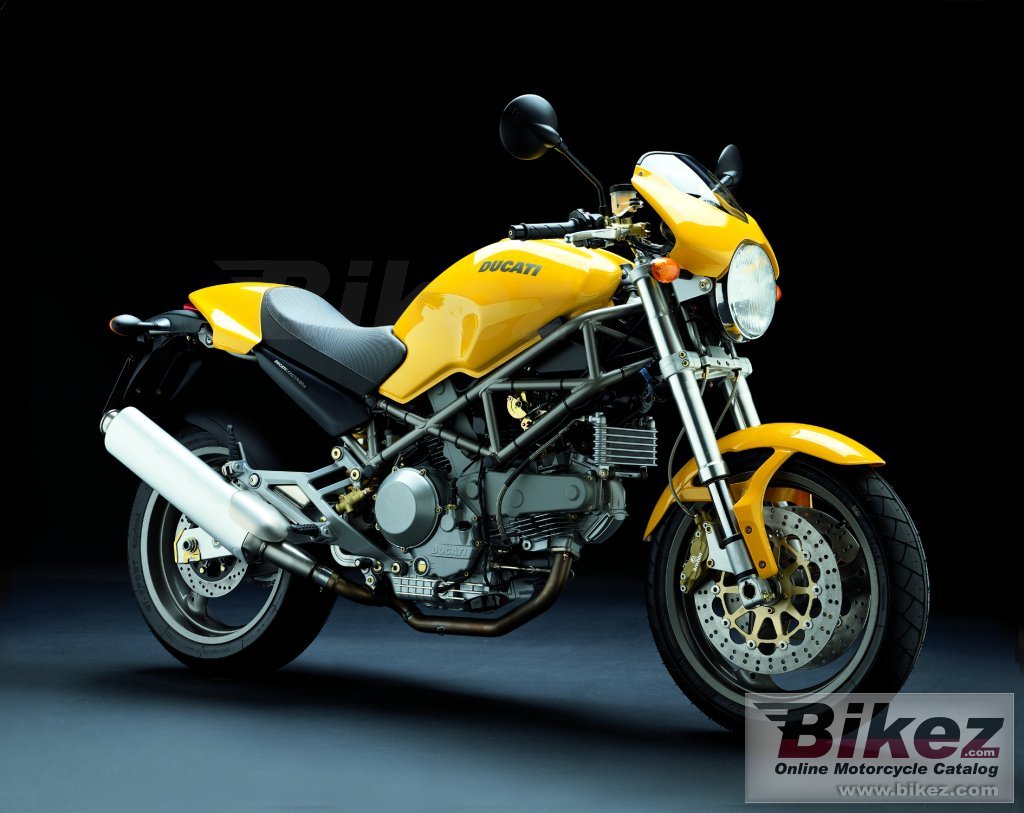 Big  Published with permission. monster 900 i.e. picture and wallpaper from Bikez.com